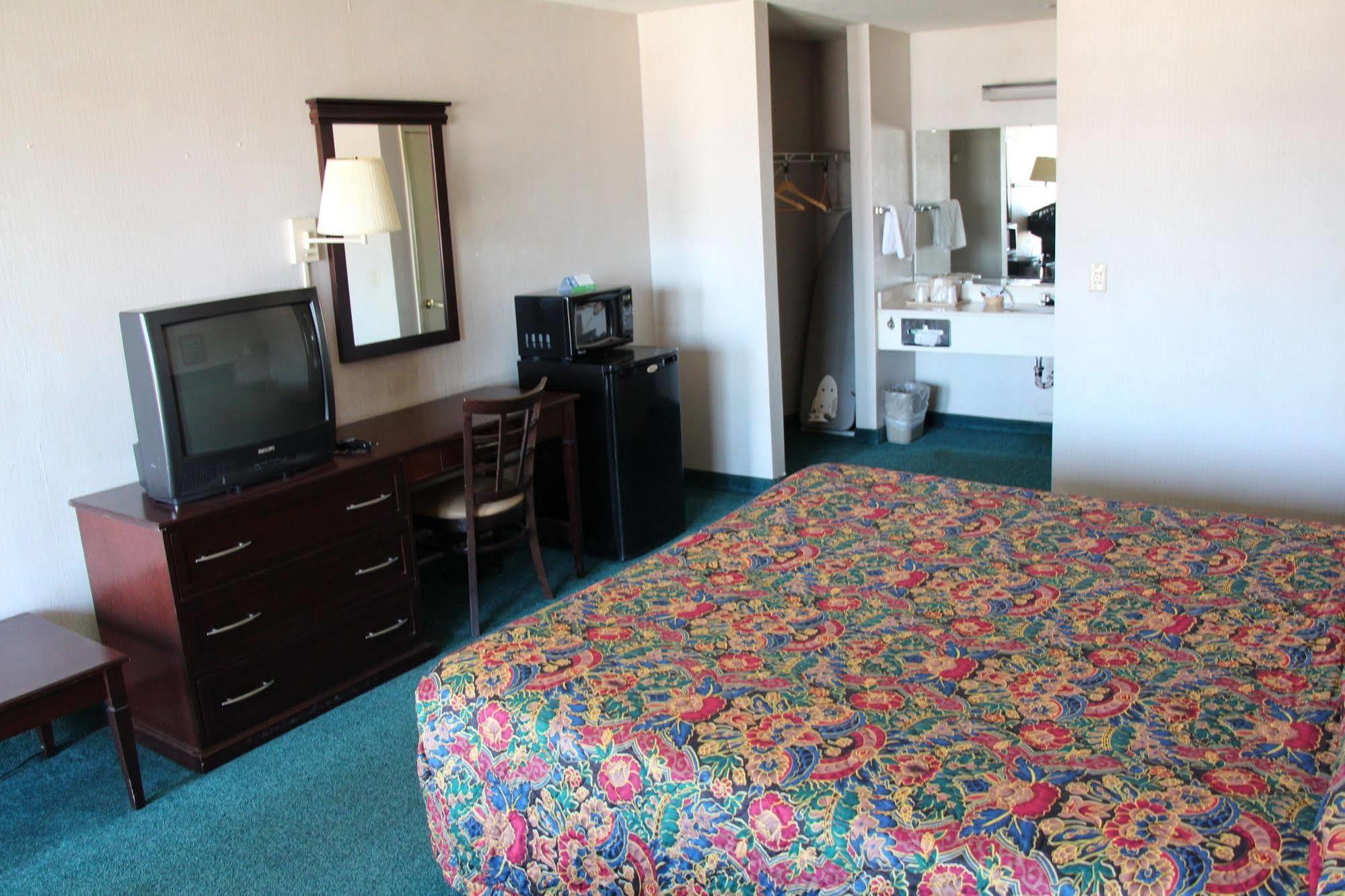 Budget Anaheim / Santa Fe Springs Hotel